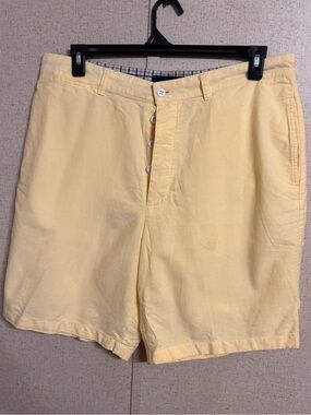 Structure Pale Yellow flat front 100% Cotton Shorts with Trim